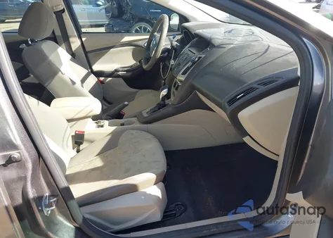 2014 Ford Focus Se from USA, damaged, VIN 1FADP3F20EL429996